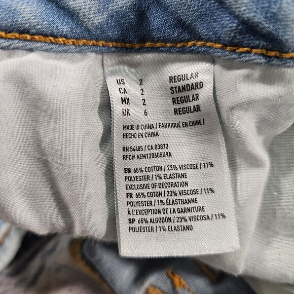 American Eagle WOMENS SIZE 2 Artist Crop Jeans Blue Low Rise Denim Distressed - Picture 12 of 16